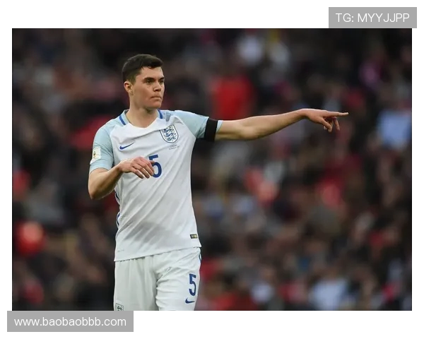 西汉姆今夏或迎大清洗全线求变前中后场均需补强